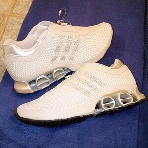 Adidas Megaride S2 Grey Crystal White JR4744 Mens Size 9 1/2 NEW WITHOUT BOX